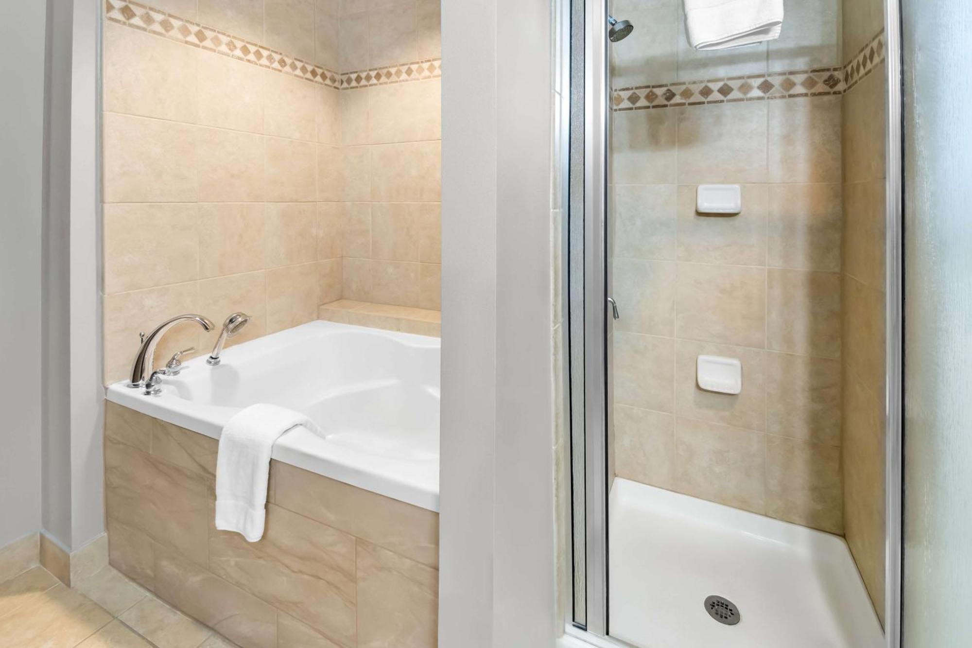 Big Country Hotel & Suites, Surestay Collection By BW Abilene Luaran gambar