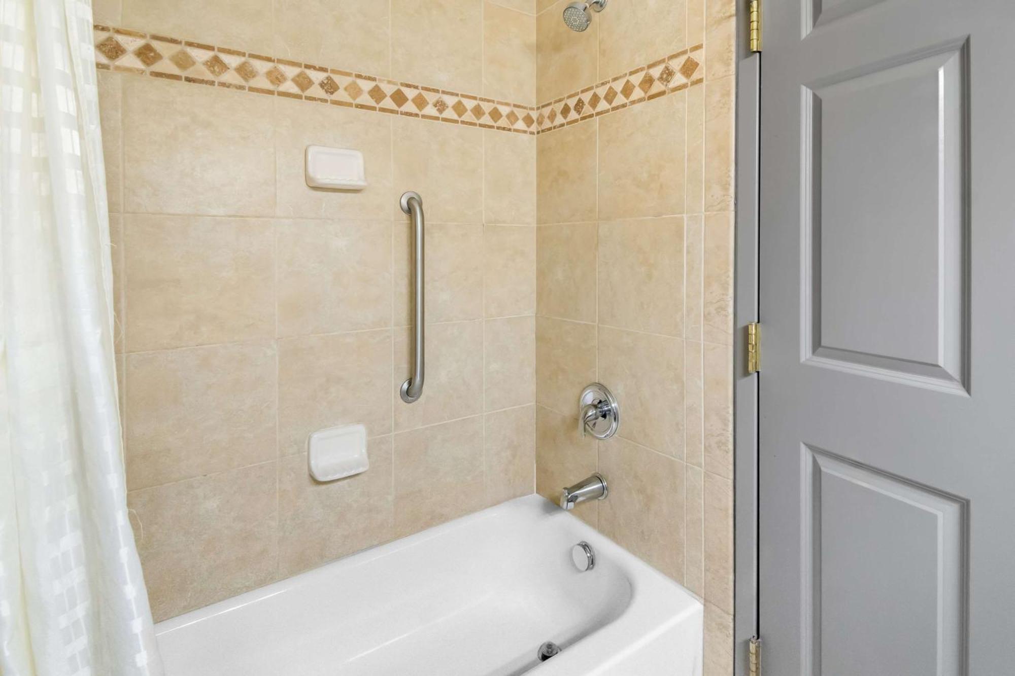 Big Country Hotel & Suites, Surestay Collection By BW Abilene Luaran gambar