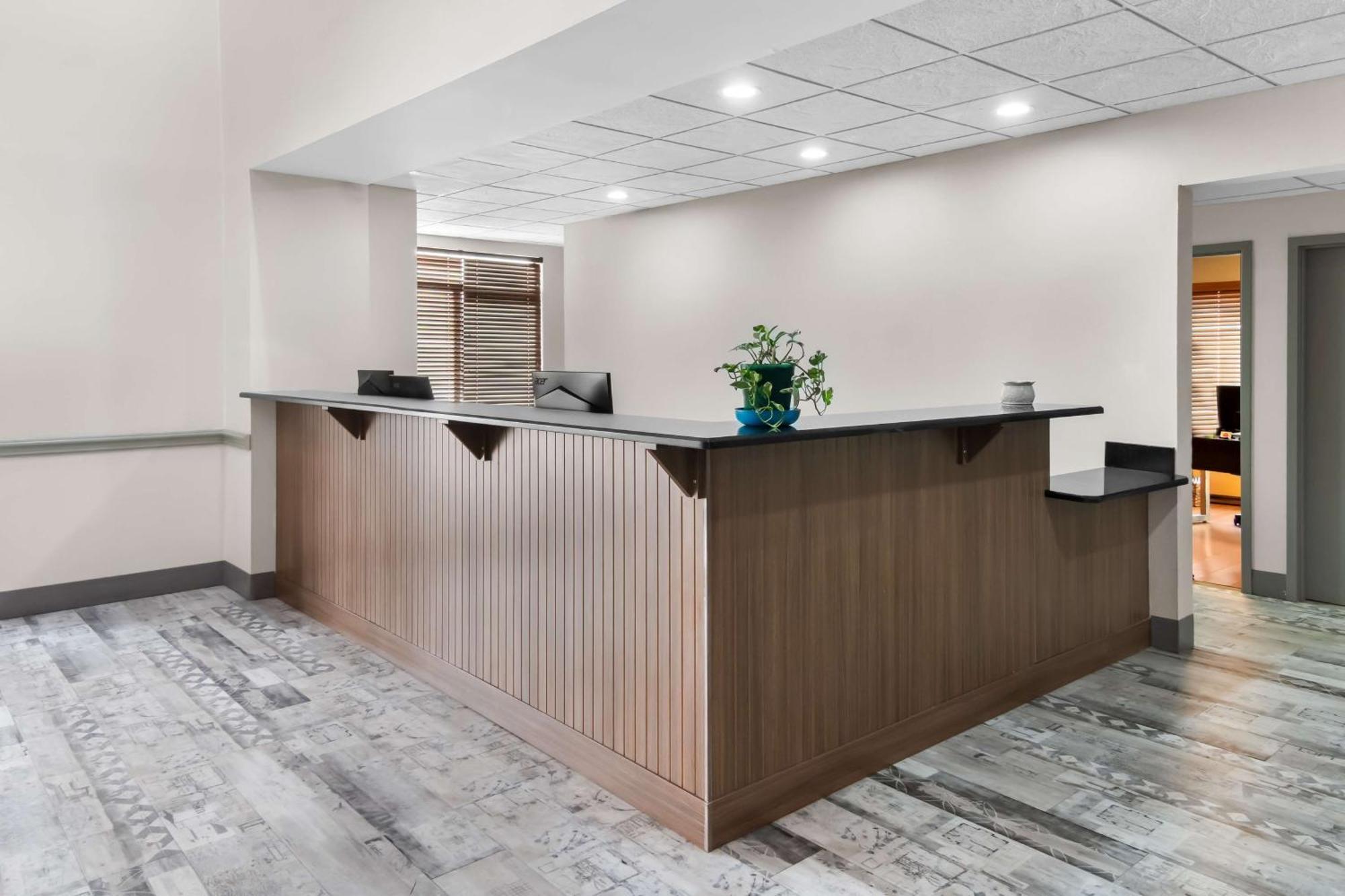 Big Country Hotel & Suites, Surestay Collection By BW Abilene Luaran gambar